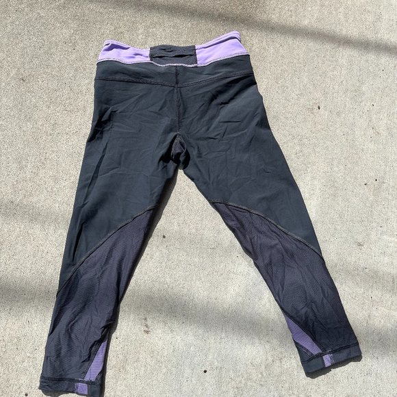 Lululemon 3/4 tights - Picture 3 of 4